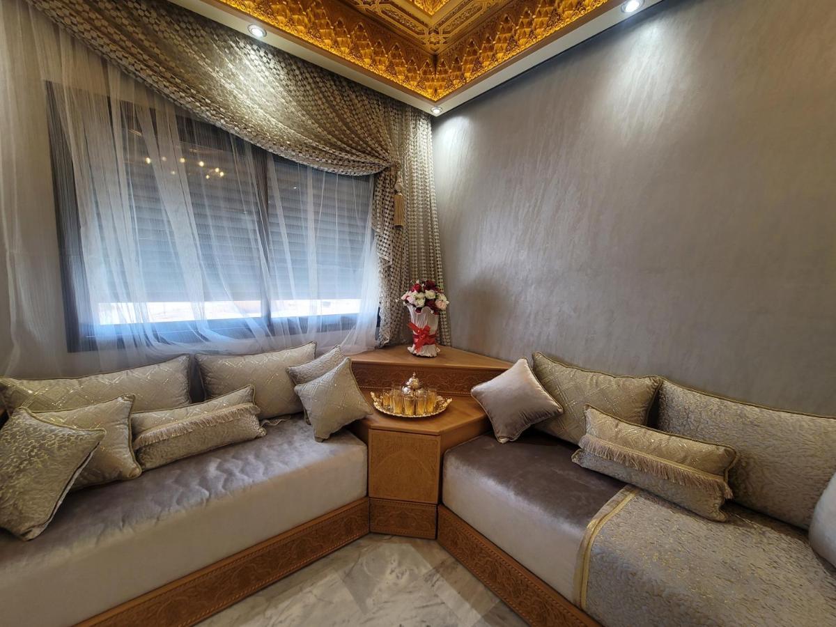 Zr Comfort Delux Fes Luaran gambar